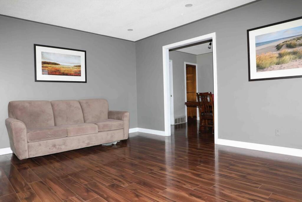 Bowmanville Event Place Esterno foto